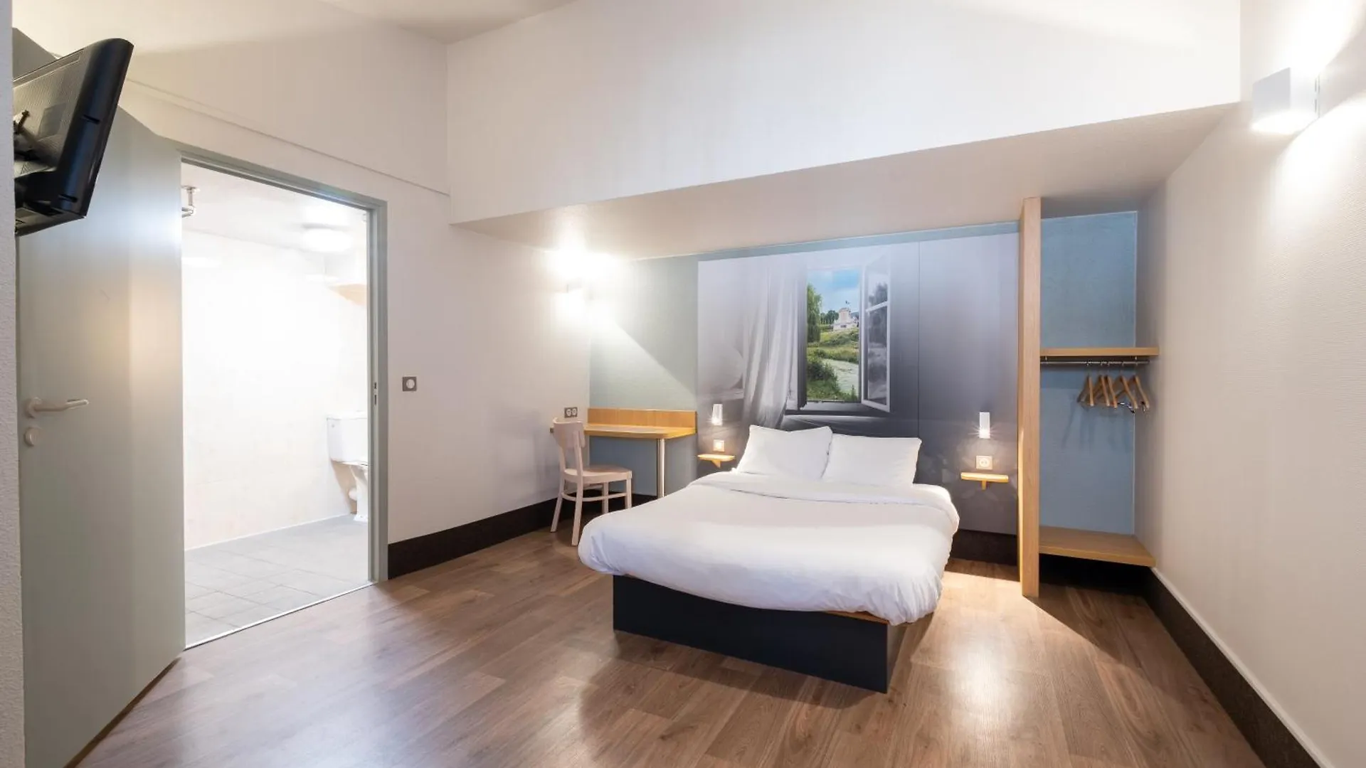 B&B Hotel Lille Seclin Unexpo 2*,  France