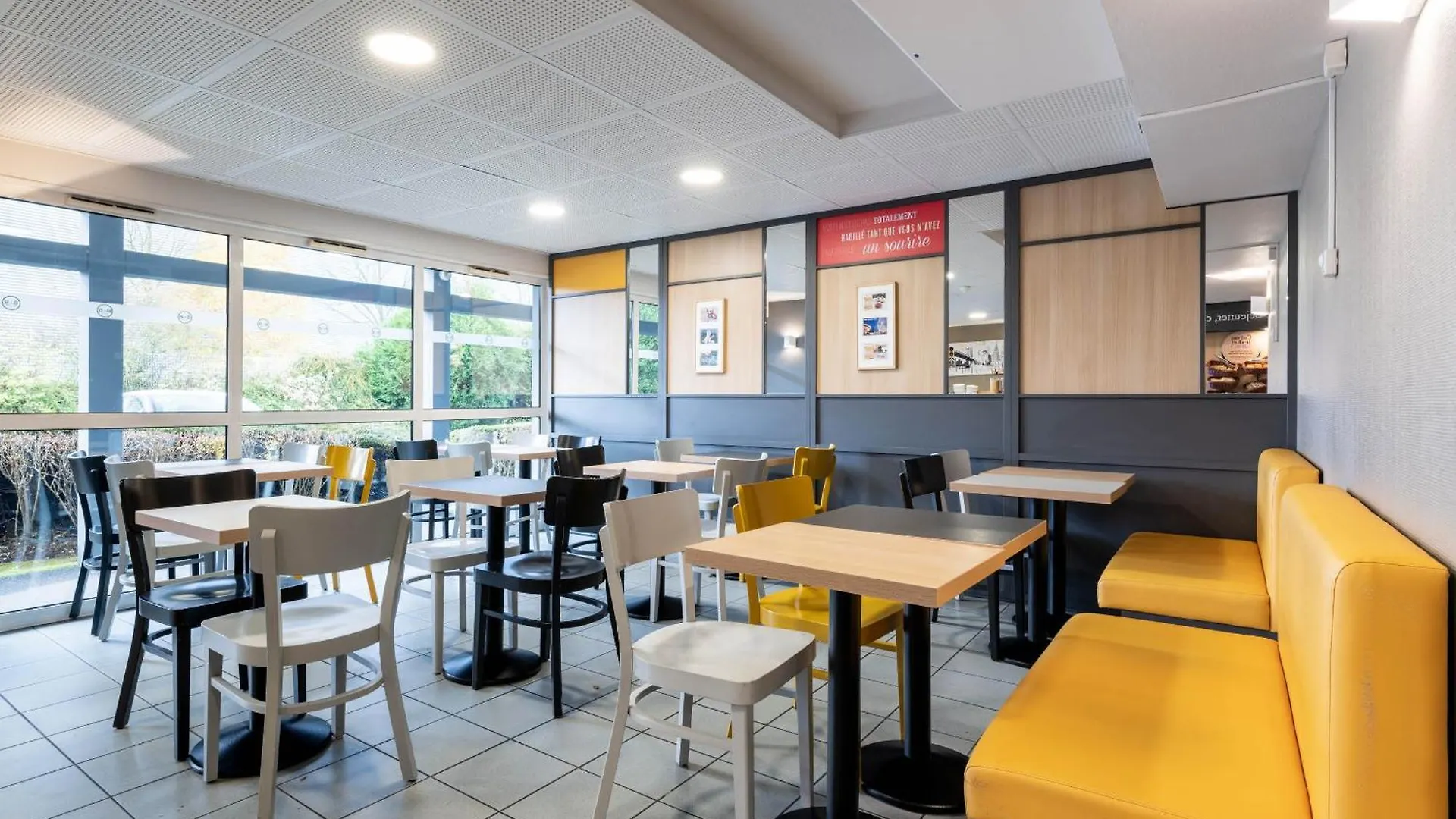 B&B Hotel Lille Seclin Unexpo 2*,  France